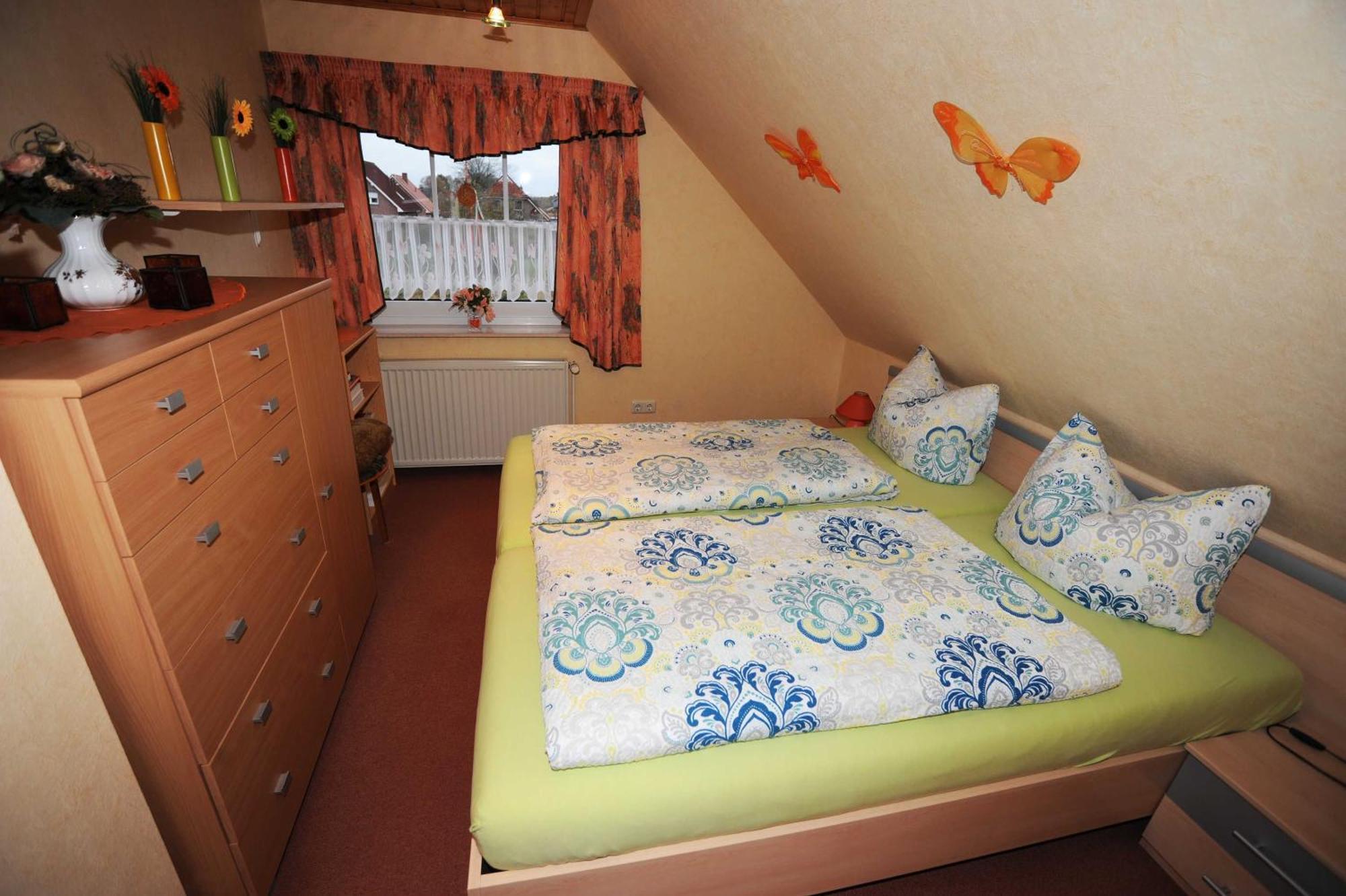 Ferienwohnung Brentano_ 65230 Moormerland Extérieur photo